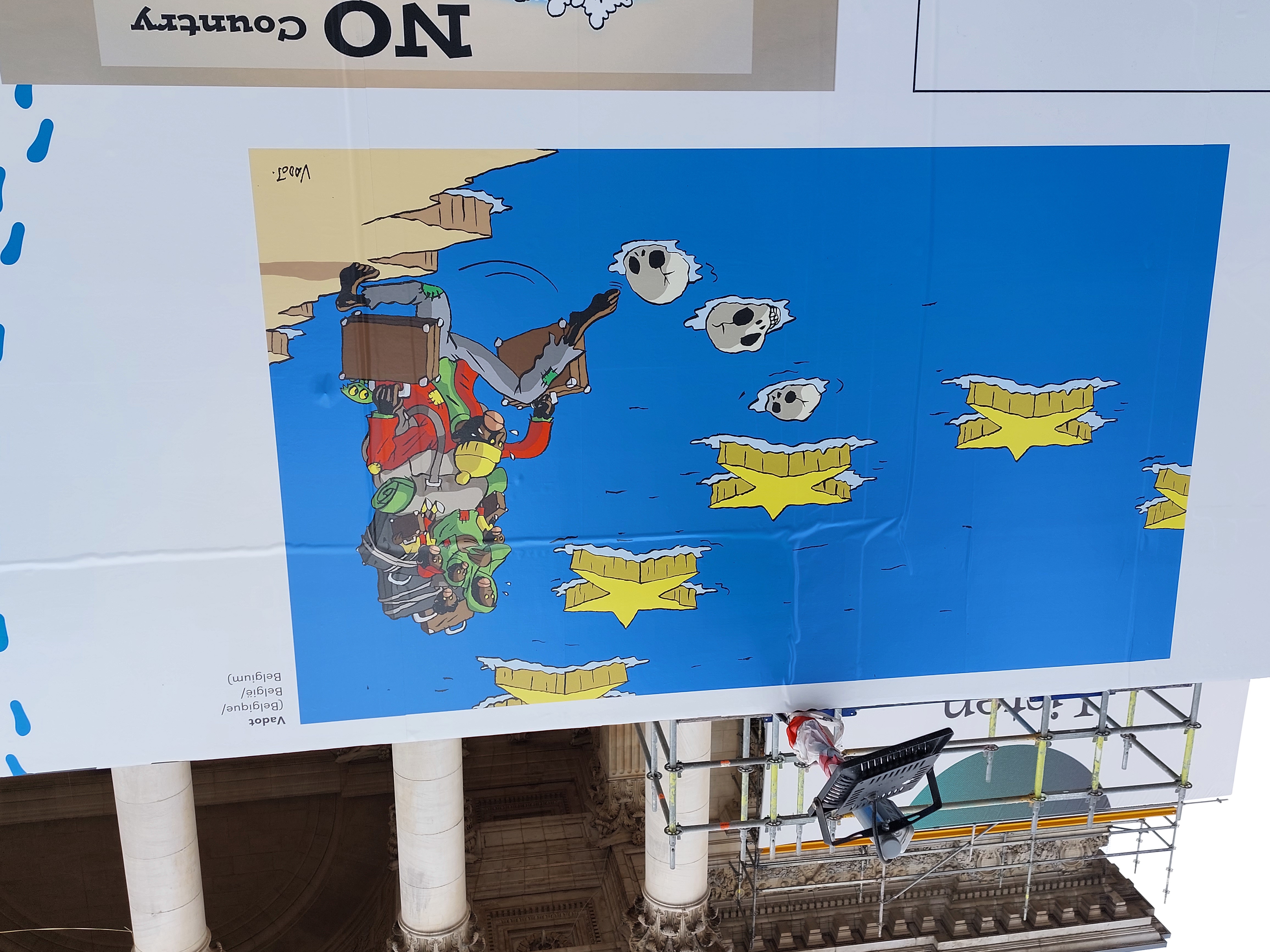 Dead or alive to reach Europe: cartoon open air exhibition in Brussels (by Vadot) Image